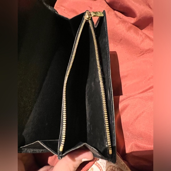 Louis Vuitton Epi black wallet *Read* - Picture 4 of 7